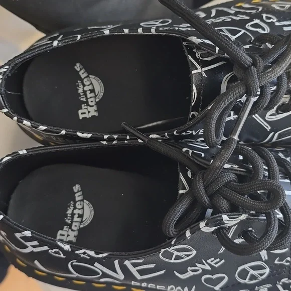 Dr.Martens 1461 Script Peace Love Freedom Black Oxford Shoes - Picture 6 of 11